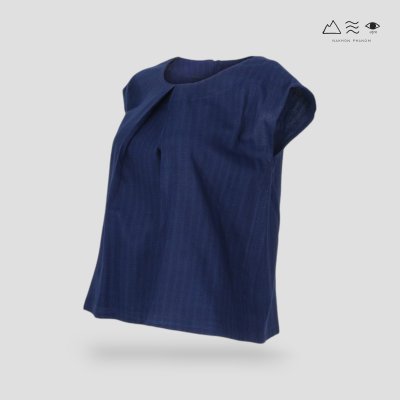 เสื้อคอจีบผ้าฝ้ายทอมือ ครามเข้ม