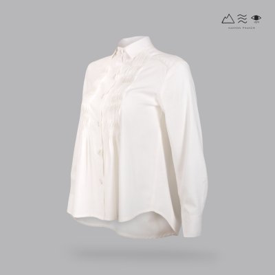 เสื้อเชิ้ตแขนยาวตีเกล็ดทวิสต์  ขาว