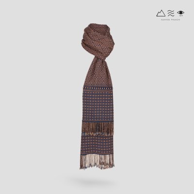 ผ้าพันคอขิดไทกะเลิง ลายตุ้มจุ้ม คราม-เปลือกไม้