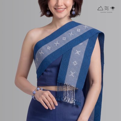 ผ้าสไบทอมือ ลายยกดอก - 010