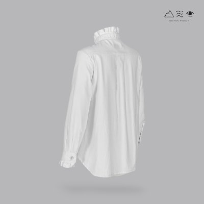 เสื้อเชิ้ตแขนยาวระบายอก ญ ขาว