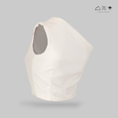 เสื้อครอปไหล่เดี่ยวผ้าทอมือ สีขาวธรรมชาติ