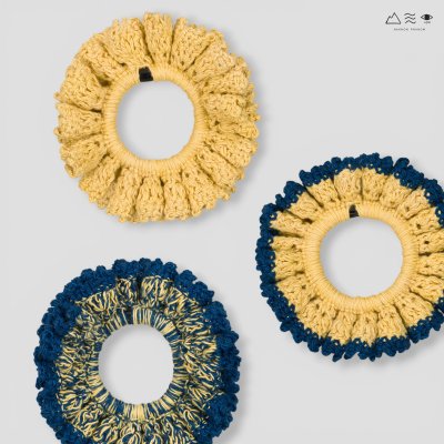 ยางรัดผมถักฝ้าย ย้อมคราม-ดอกดาวเรือง