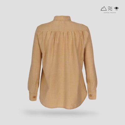 เสื้อเชิ้ตแขนยาวตีเกล็ดทวิสต์ เปลือกไม้