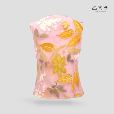 ECO เสื้อแขนกุด ญ กระดุมหน้า สีรังครั่ง