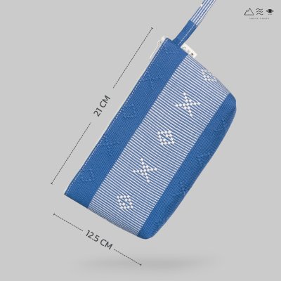 กระเป๋าเครื่องสำอาง ผ้ายกลายตีนซิ่น - ฟ้า