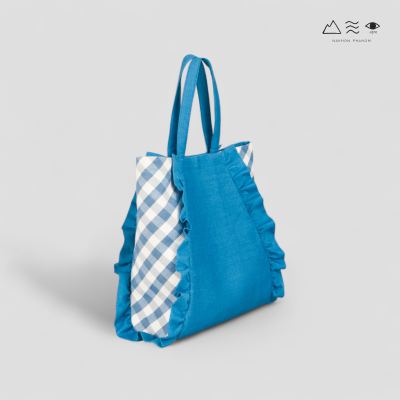 กระเป๋า Tote ผ้าคราม แต่งระบาย ลายผ้าขาวม้า
