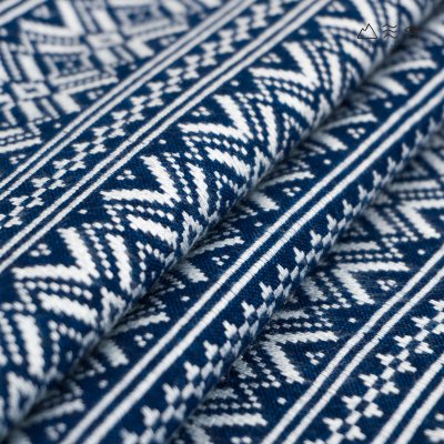 ผ้าพันคอขิดไทกะเลิง ลายดอกลั่นทม - คราม