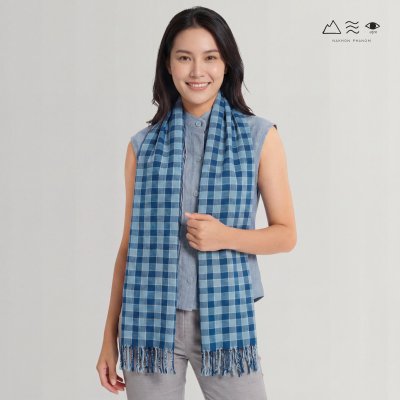 ผ้าพันคอฝ้ายทอมือ 2 ตะกอ คราม 002 ตาราง-02