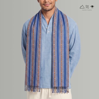 ผ้าพันคอฝ้ายย้อมครามทอมือยกขิด 003 ลายหัวใจ