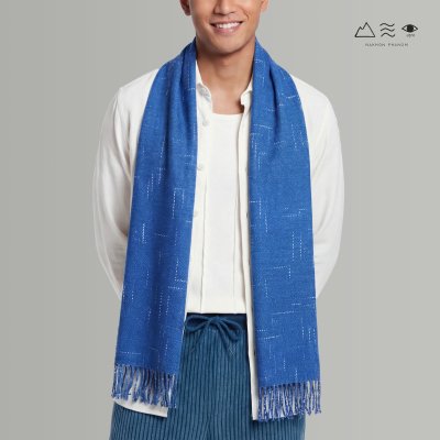 พันคอผ้าฝ้ายทอมือย้อมคราม 002 ลายสายฝน