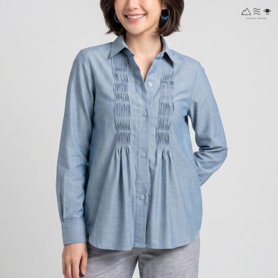 เสื้อเชิ้ตแขนยาวตีเกล็ดทวิสต์ ครามอ่อน