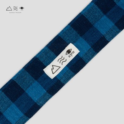 ที่คาดผมผ้าทอมือ แบบลวดดัด ย้อมคราม ที่คาดผมผ้าทอมือ แบบลวดดัด ย้อมคราม