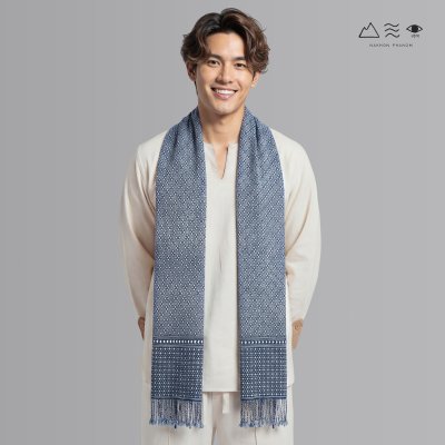 ผ้าพันคอขิดไทกะเลิง ลายตุ้มจุ้ม - คราม