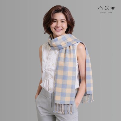 ผ้าพันคอฝ้ายทอมือย้อมสีธรรมชาติ 014 ลายตาราง-05