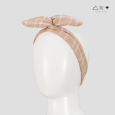 ที่คาดผมผ้าทอมือ แบบลวดดัด ย้อมเปลือกไม้ ที่คาดผมผ้าทอมือ แบบลวดดัด ย้อมเปลือกไม้