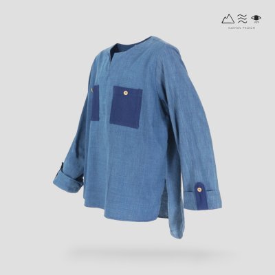 เสื้อเชิ้ตแขนยาว กระเป๋าอกคู่ คราม