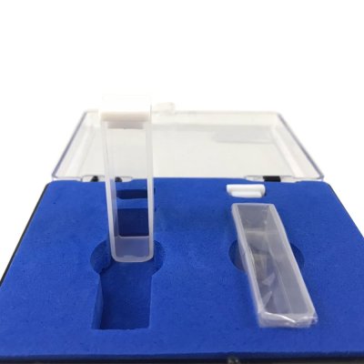 Glass Cuvette with lid,3500ul., Path Length 10mm.