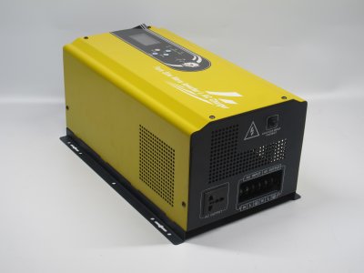 เครื่องแปลงไฟ อินเวอร์เตอร์ ไฮบริด RICh Pure Sine Wave Inverter GI-3000W/24V