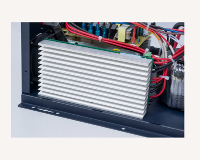 เครื่องแปลงไฟ อินเวอร์เตอร์ ไฮบริด RICh Pure Sine Wave Inverter GI-3000W/24V