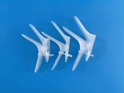 Disposable vaginal speculums