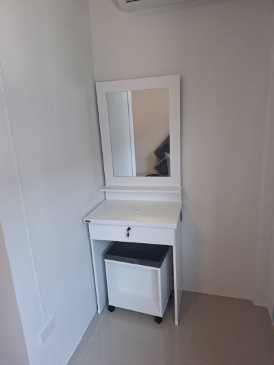 60 cm Dressing Table Model DT601 with Free Stool