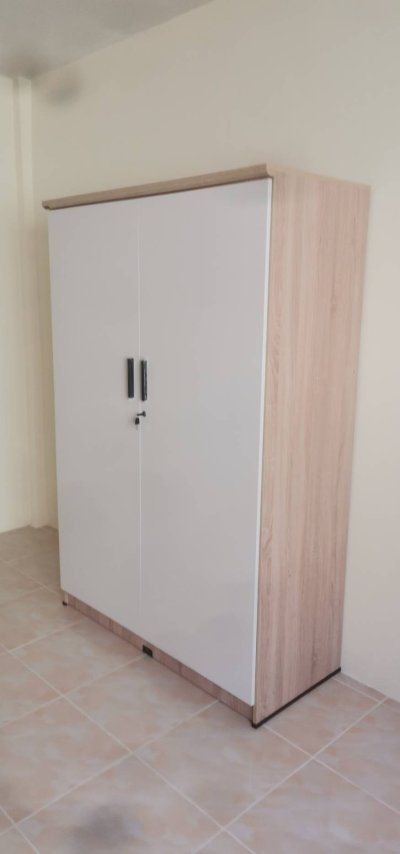 ตู้เสื้อผ้า รุ่น WR180E