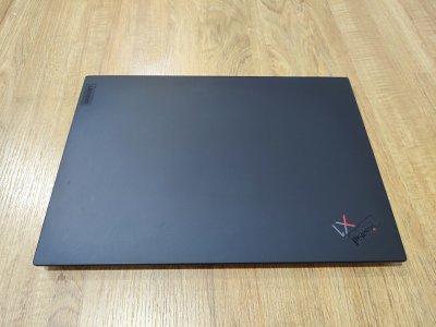Thinkpad X1 Carbon gen 9
