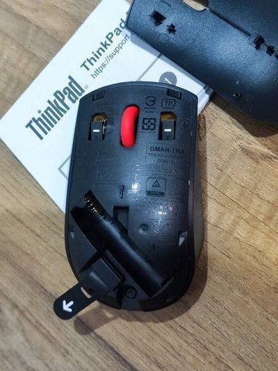 Thinkpad Essential Wireless Mouse
