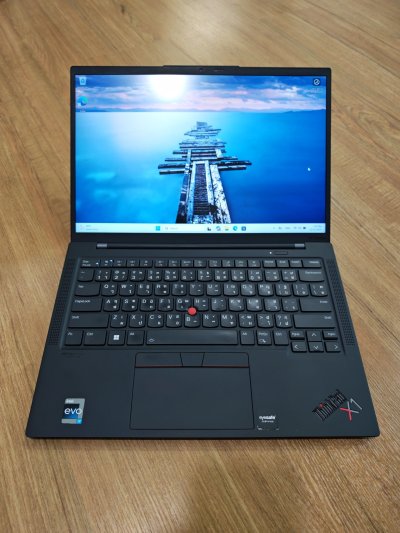 Thinkpad X1 Carbon gen 10