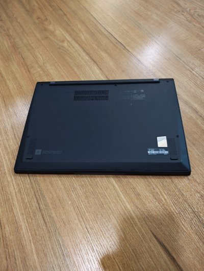 Thinkpad X1 Carbon gen 10