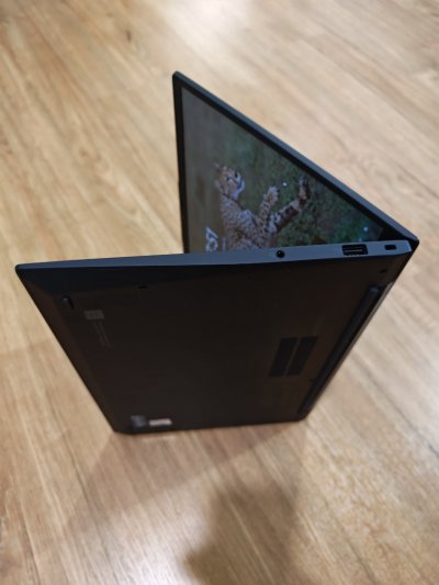 Thinkpad X1 Carbon gen 10