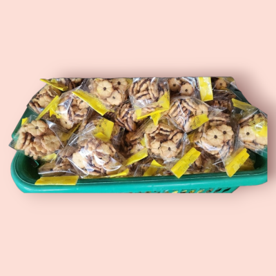 ขนมปังสับปะรด10บาท(โหล)