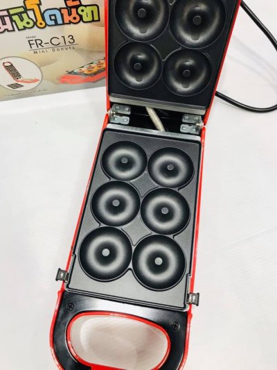 Fryking รุ่น FR-C13 พร้อมโดนัทบราวนี่ 6ชิ้น ทรงสี่เหลี่ยม
