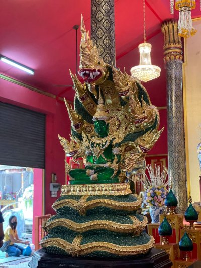 สีประจำวันพุธ