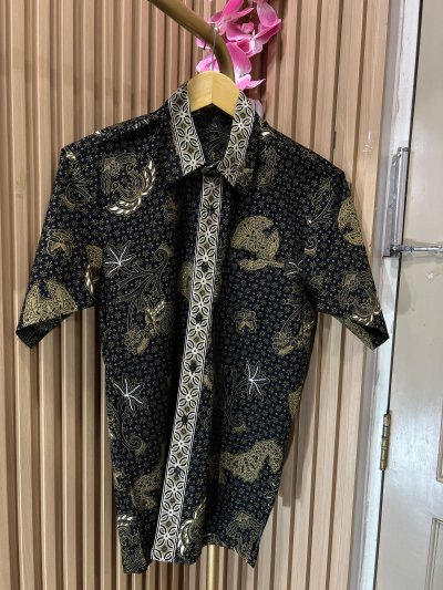 ALTHREE Clothing - KEMEJA Batik Pria Lengan Pendek Motif WIRASAT