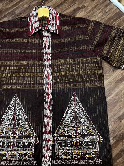 ALTHREE Clothing - KEMEJA Ulos Gorga Katun Stretch Batik Pria Lengan Pendek