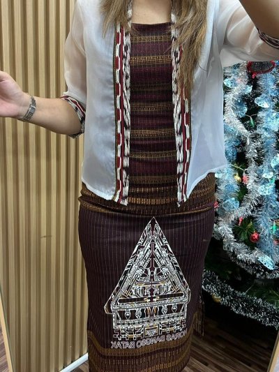 ALTHREE Clothing - LASMA Dress Maroon Stretch Batik Casual Motif