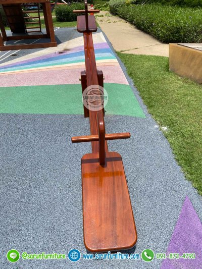 ม้ากระดกไม้ Wood Seesaw