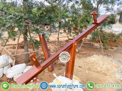 ม้ากระดกไม้ Wood Seesaw