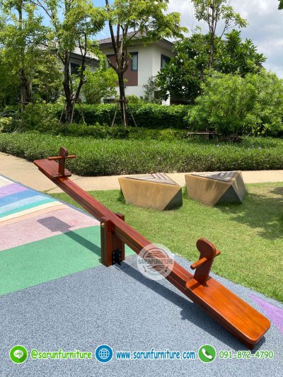 ม้ากระดกไม้ Wood Seesaw