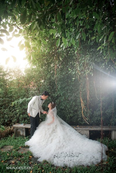 Prewedding outdoor@Papa's garden