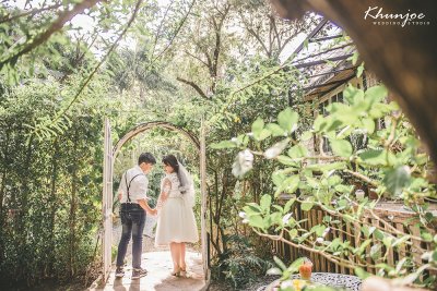 Prewedding outdoor@Prem garden