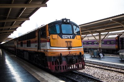 รถไฟไทย