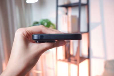 iPhone 15 256GB สี Black เครื่องสวย ราคาเพียง 16,900.- มีประกันร้าน 60วัน