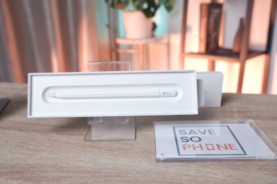 Apple Pencil (USB-C) สี White สวย ราคาเพียง 2,290.- มีประกันร้าน 60 วัน