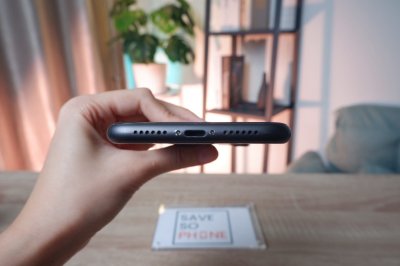 iPhone 11 128GB สี Black ราคาเพียง 5,900.- มีประกันร้าน 60วัน