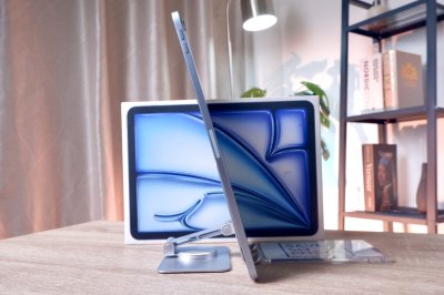 iPad Air 11-inch Wi-Fi 128GB M2 สี Blue  ราคาเพียง 14,900.- มีประกันร้าน 60 วัน