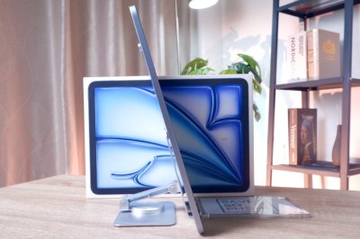 iPad Air 11-inch Wi-Fi 128GB M2 สี Blue  ราคาเพียง 14,900.- มีประกันร้าน 60 วัน