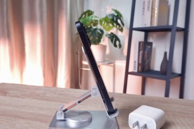 iPhone 16 256GB สี Black เครื่องสวย ราคาเพียง 21,500.- มีประกันร้าน 60 วัน